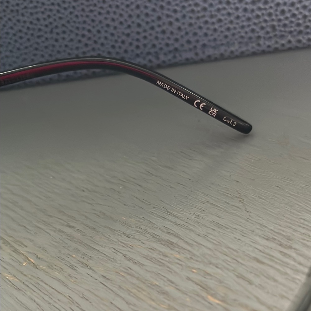 Saint Laurent Black Sunglasses - Picture 5 of 5